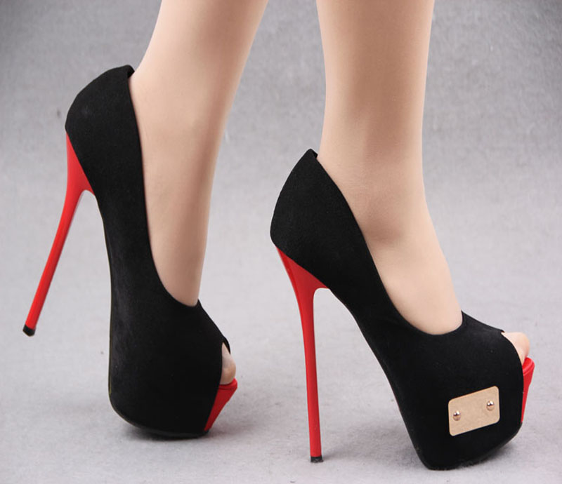 wow this is a long heel black with a little red